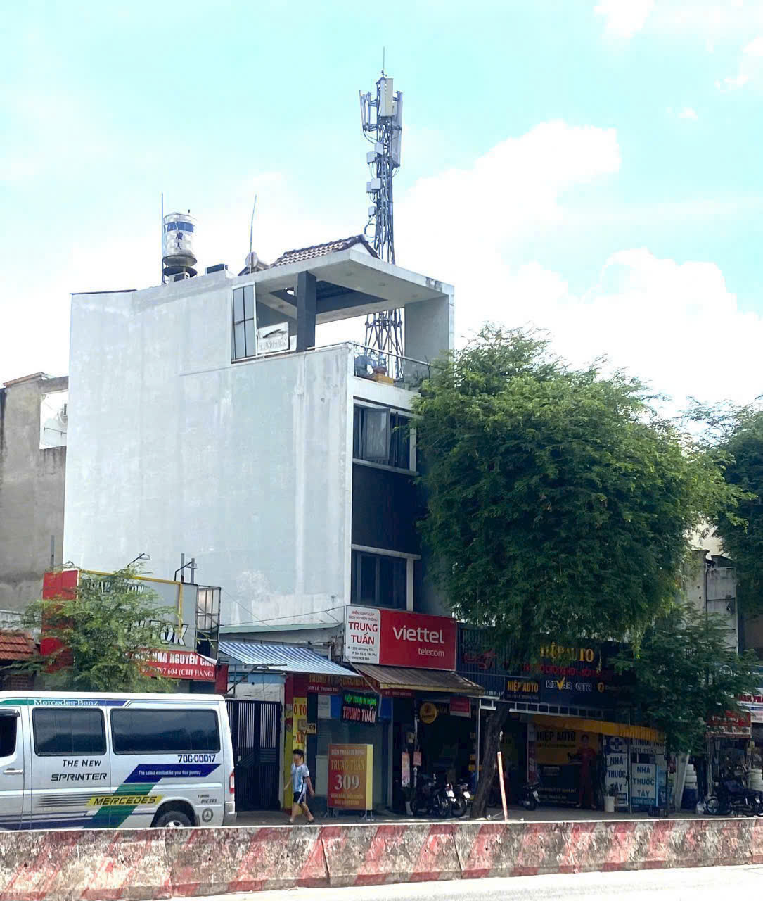 MTKD Lê Trọng Tấn, P. Sơn Kỳ. 1 lửng 2 lầu ST