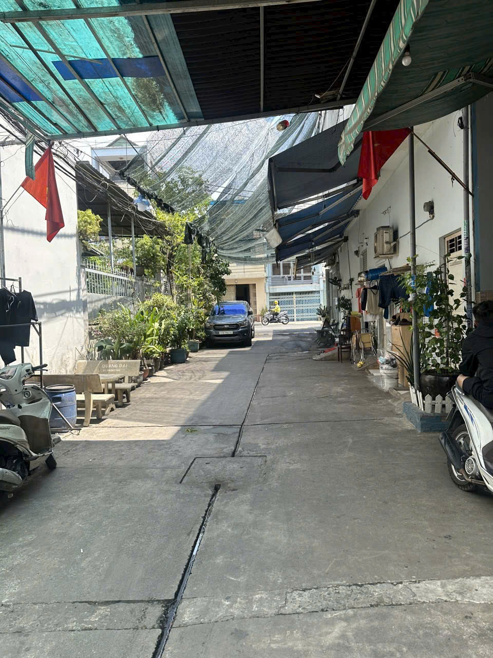 HXH 1/ Đường số 10, BHH. DT: 4 x 10m_lửng